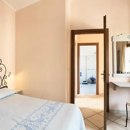Isa-residence With Private In Just 100 Meters From The Sea * Bosa Marina