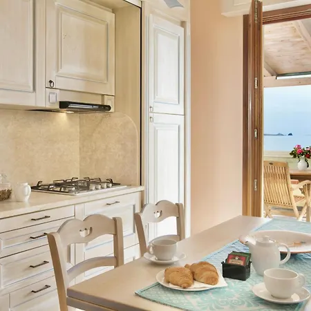 Isa-residence With Private In Just 100 Meters From The Sea Aparthotel *