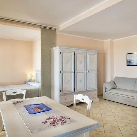Isa-residence With Private In Just 100 Meters From The Sea * Bosa Marina