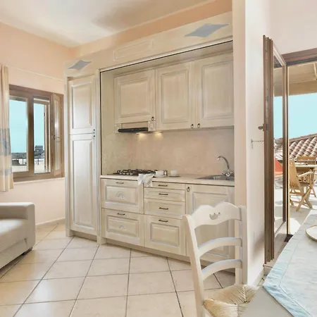 Aparthotel Isa-residence With Private In Just 100 Meters From The Sea *