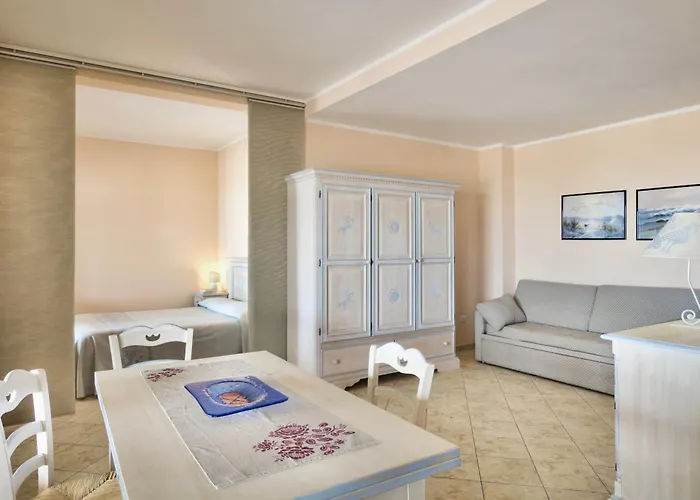 Isa-residence With Private In Just 100 Meters From The Sea 3* Bosa Marina